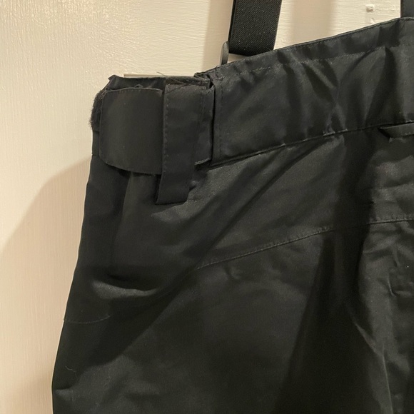 McKinley men’s Large MCK FROST ski pants with suspenders. 100% polyester - Picture 15 of 16